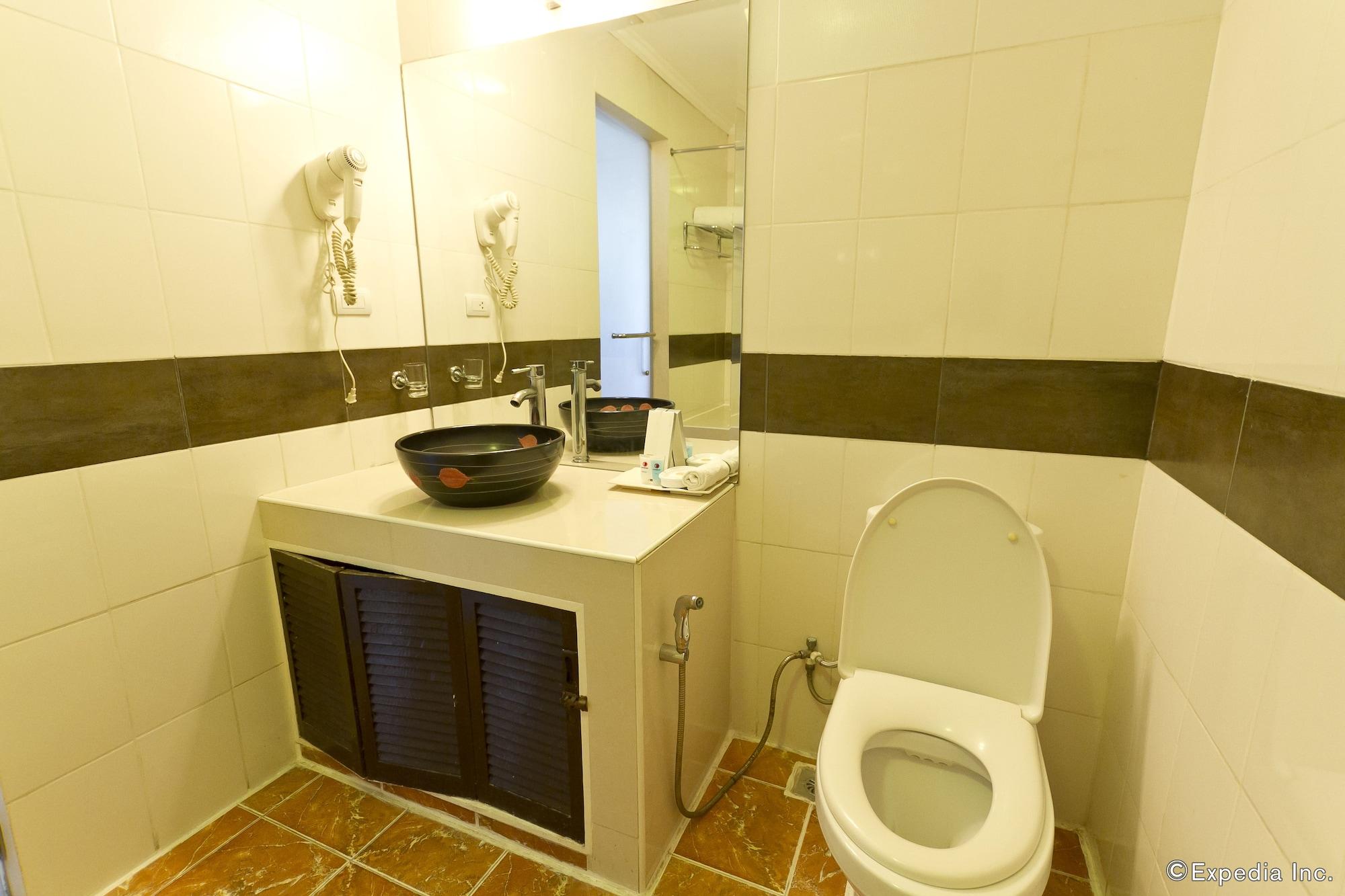 Dulcinea Hotel And Suites Lapu-Lapu City Exteriör bild