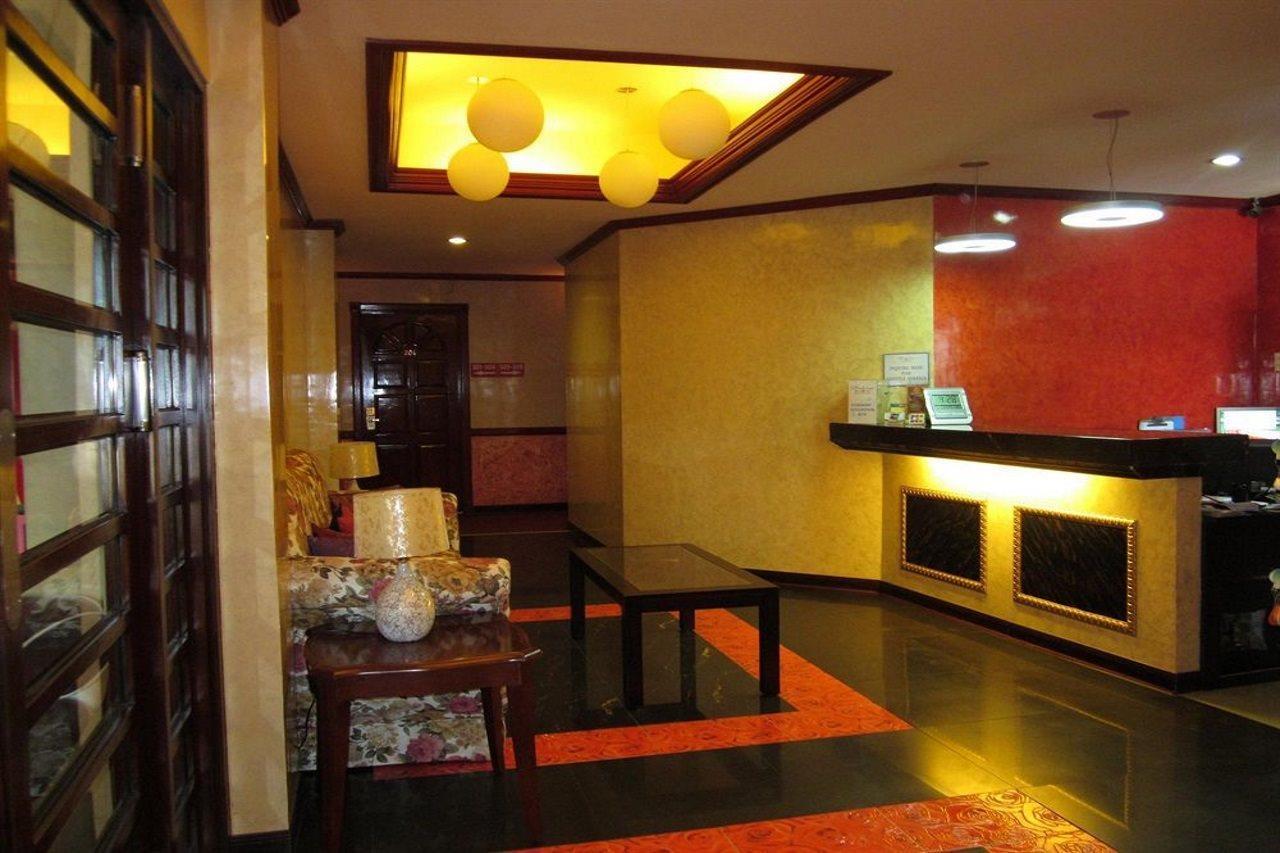 Dulcinea Hotel And Suites Lapu-Lapu City Exteriör bild