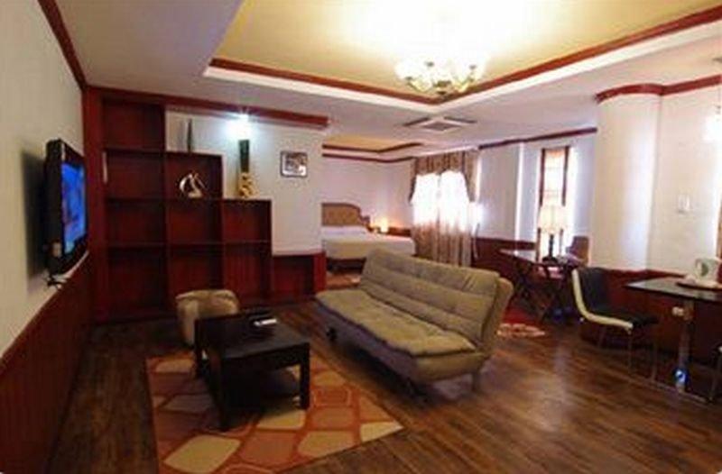 Dulcinea Hotel And Suites Lapu-Lapu City Exteriör bild